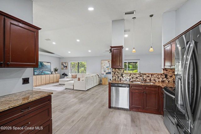 1325 Glencove Avenue NW, Palm Bay, FL 32907