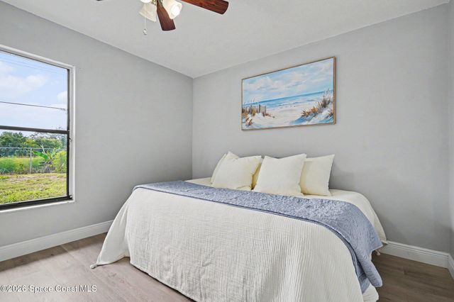 1325 Glencove Avenue NW, Palm Bay, FL 32907