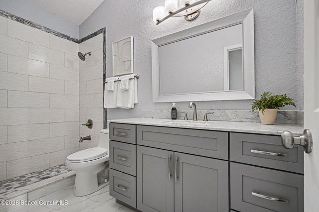 1325 Glencove Avenue NW, Palm Bay, FL 32907