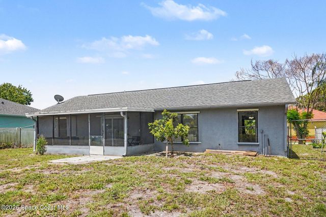 1325 Glencove Avenue NW, Palm Bay, FL 32907