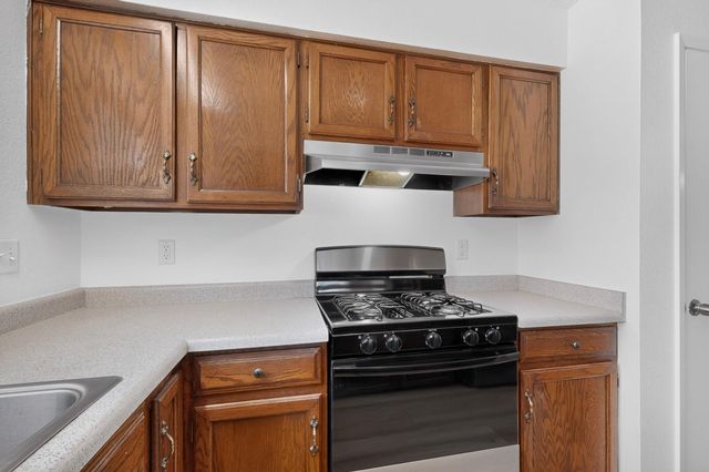 7201 Santa Fe Trail NW, Albuquerque, NM 87120