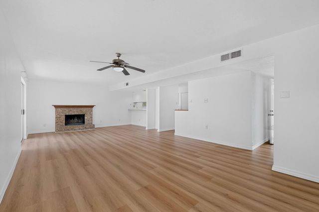 7201 Santa Fe Trail NW, Albuquerque, NM 87120