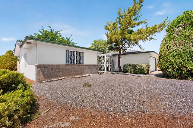 7201 Santa Fe Trail NW, Albuquerque, NM 87120