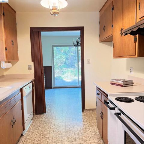 918 Anita, Lafayette, CA 94549