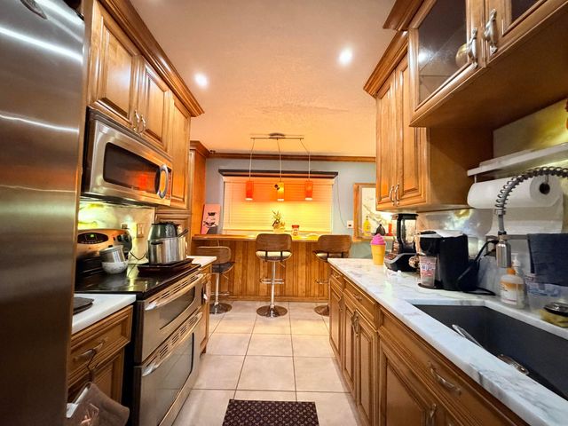 61 NW 110TH Avenue, Plantation, FL 33324