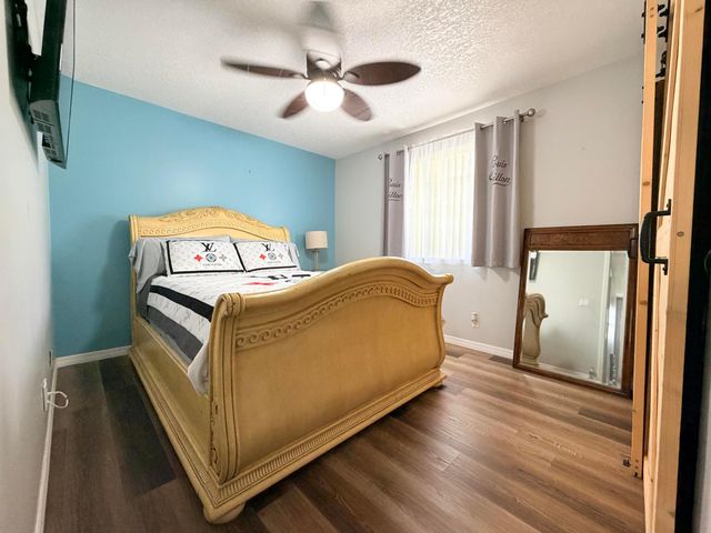 61 NW 110TH Avenue, Plantation, FL 33324
