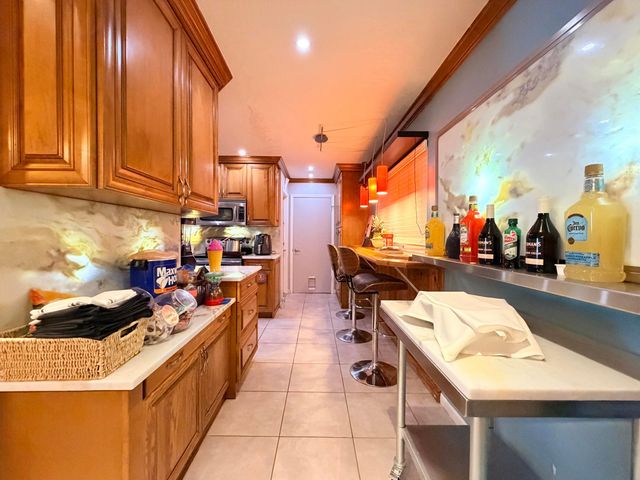 61 NW 110TH Avenue, Plantation, FL 33324