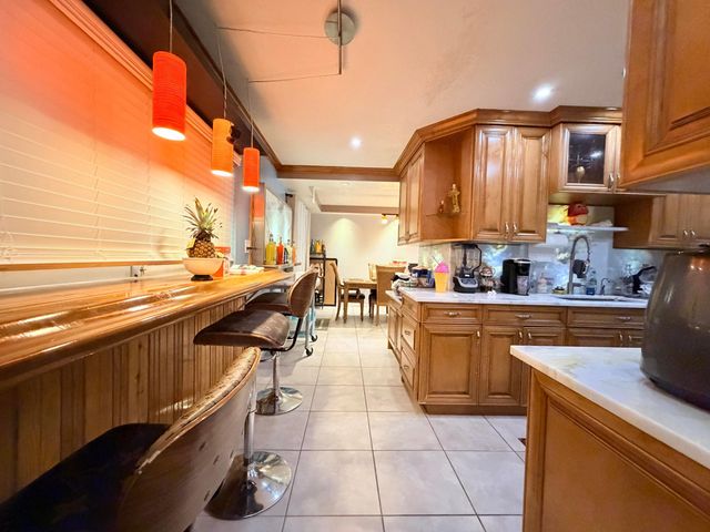 61 NW 110TH Avenue, Plantation, FL 33324