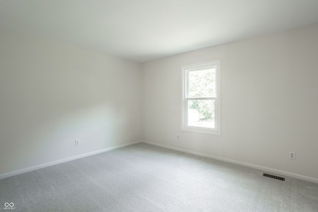 10024 Barth Drive, Zionsville, IN 46077