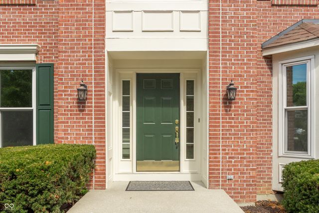 10024 Barth Drive, Zionsville, IN 46077