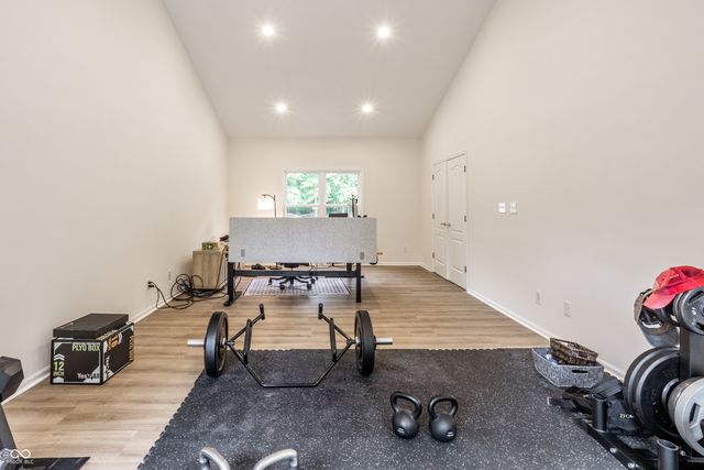 10024 Barth Drive, Zionsville, IN 46077