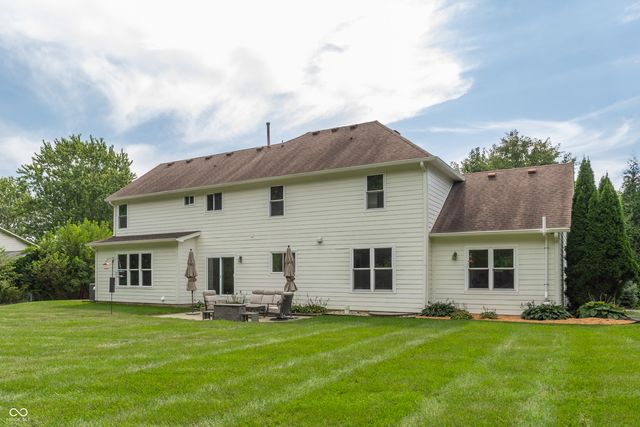 10024 Barth Drive, Zionsville, IN 46077