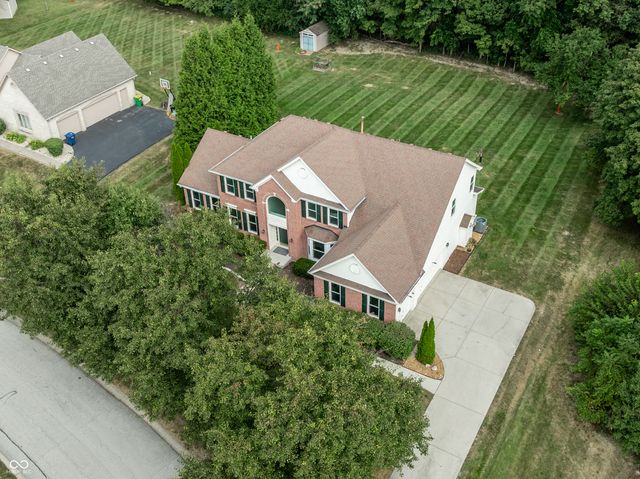 10024 Barth Drive, Zionsville, IN 46077