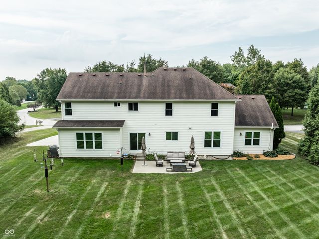 10024 Barth Drive, Zionsville, IN 46077