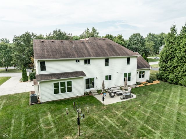 10024 Barth Drive, Zionsville, IN 46077