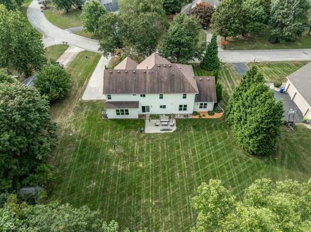10024 Barth Drive, Zionsville, IN 46077