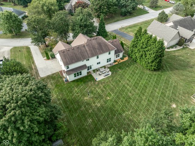 10024 Barth Drive, Zionsville, IN 46077