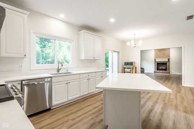 10024 Barth Drive, Zionsville, IN 46077
