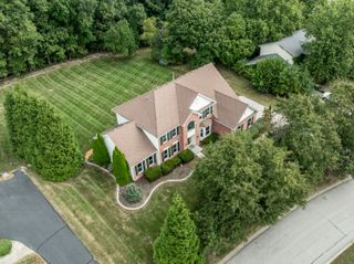 10024 Barth Drive, Zionsville, IN 46077