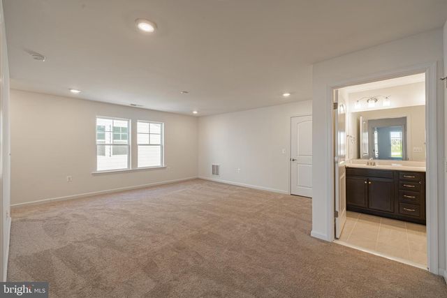 505 BAYBERRY LN, Zion Crossroads, VA 22942