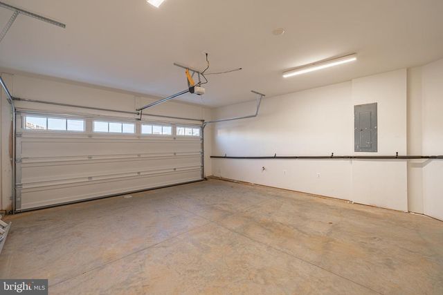 505 BAYBERRY LN, Zion Crossroads, VA 22942