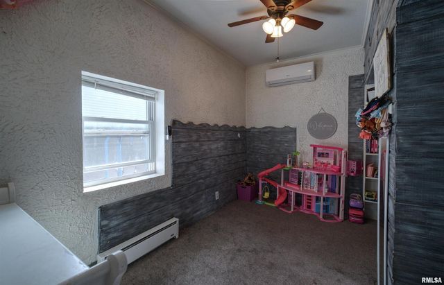 607 2ND Street, Camanche, IA 52730