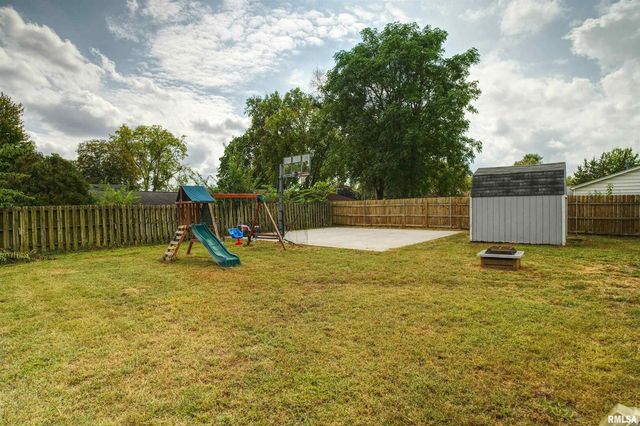 607 2ND Street, Camanche, IA 52730