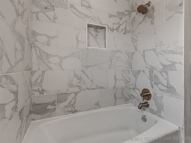 114 E 56th Place, Tulsa, OK 74105