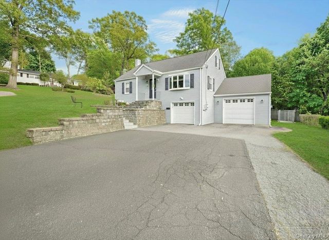 16 Will Rogers Lane, Nanuet, NY 10954
