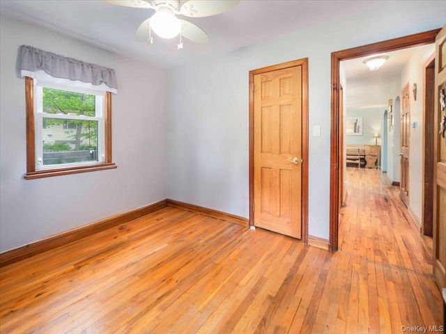16 Will Rogers Lane, Nanuet, NY 10954