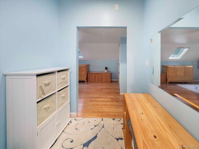 16 Will Rogers Lane, Nanuet, NY 10954