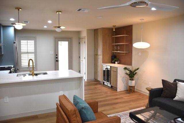 1314 E 13th ST, Austin, TX 78702