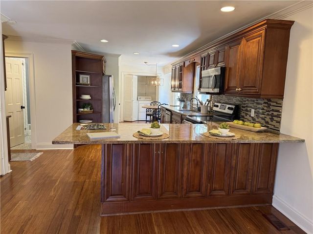 1610 Old Mill Crossing, Marietta, GA 30062