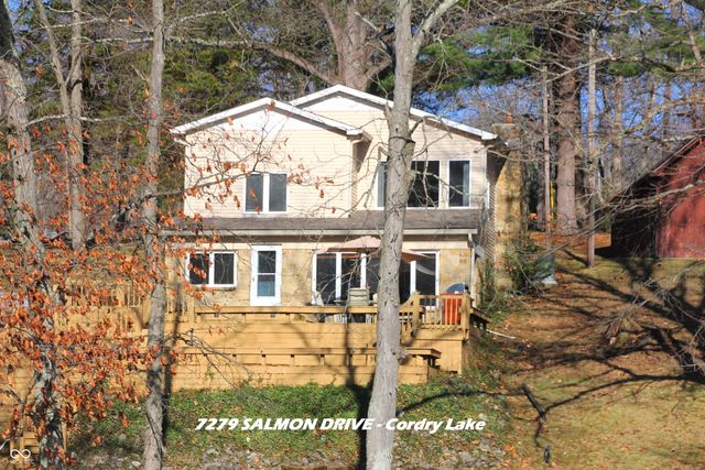 7279 Salmon Drive, Nineveh, IN 46164