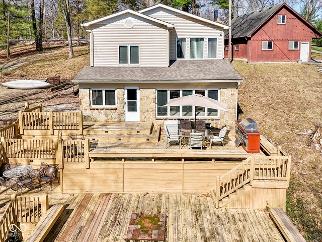 7279 Salmon Drive, Nineveh, IN 46164