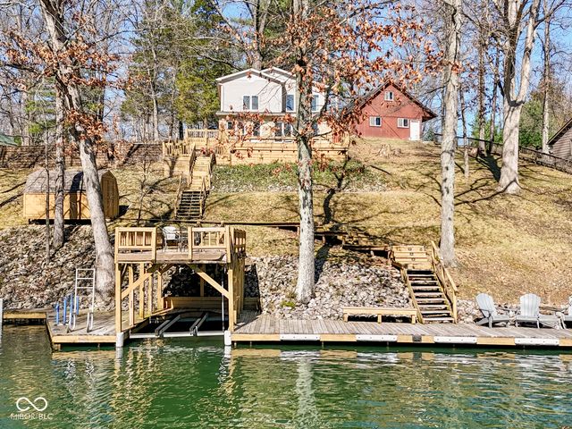 7279 Salmon Drive, Nineveh, IN 46164