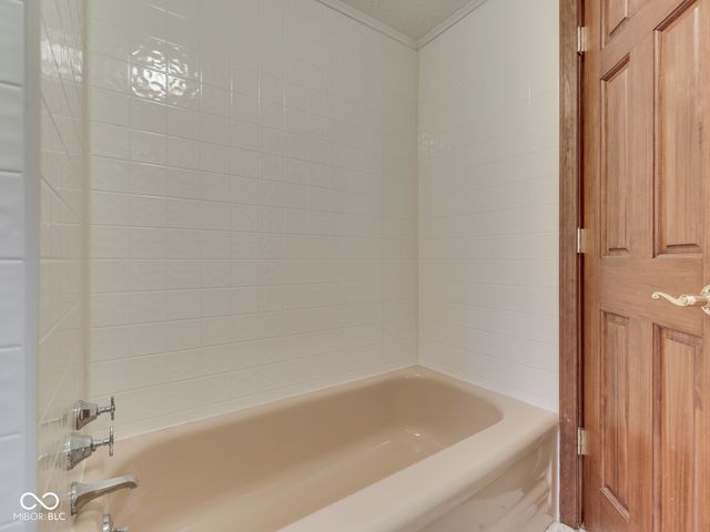 7279 Salmon Drive, Nineveh, IN 46164