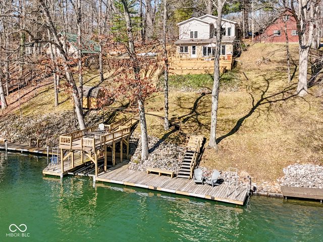 7279 Salmon Drive, Nineveh, IN 46164