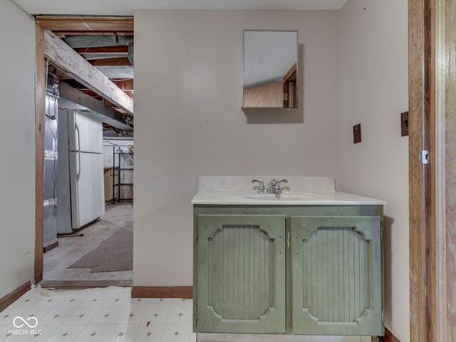 7279 Salmon Drive, Nineveh, IN 46164