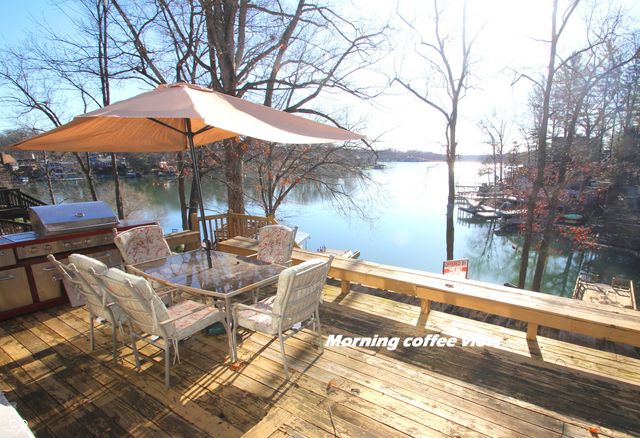 7279 Salmon Drive, Nineveh, IN 46164