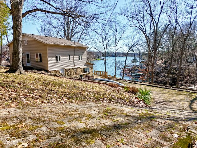 7279 Salmon Drive, Nineveh, IN 46164