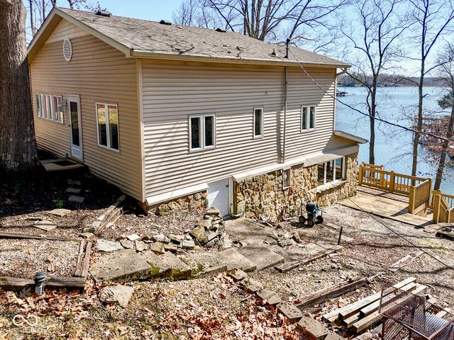 7279 Salmon Drive, Nineveh, IN 46164