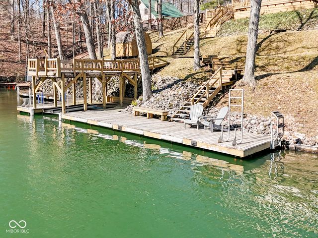 7279 Salmon Drive, Nineveh, IN 46164