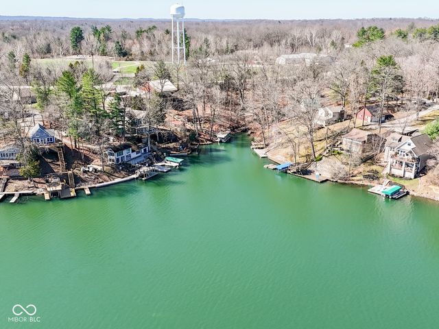 7279 Salmon Drive, Nineveh, IN 46164