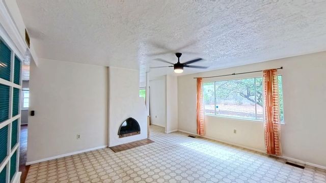 3816 Pennsylvania Street NE, Albuquerque, NM 87110
