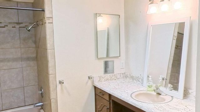 3816 Pennsylvania Street NE, Albuquerque, NM 87110