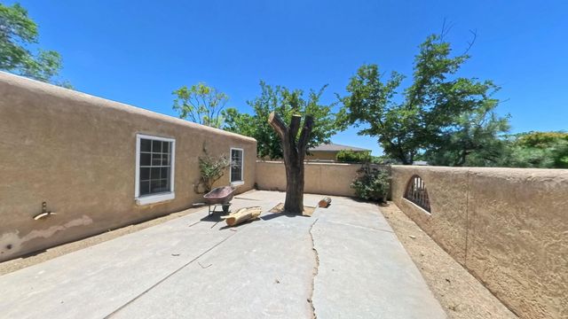 3816 Pennsylvania Street NE, Albuquerque, NM 87110