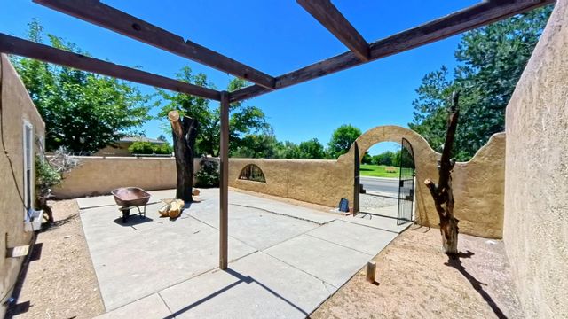 3816 Pennsylvania Street NE, Albuquerque, NM 87110