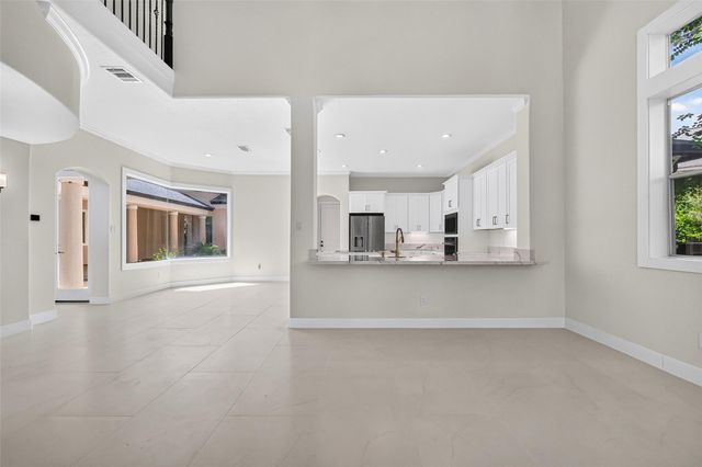 46 Kingwood Greens Drive, Houston, TX 77339