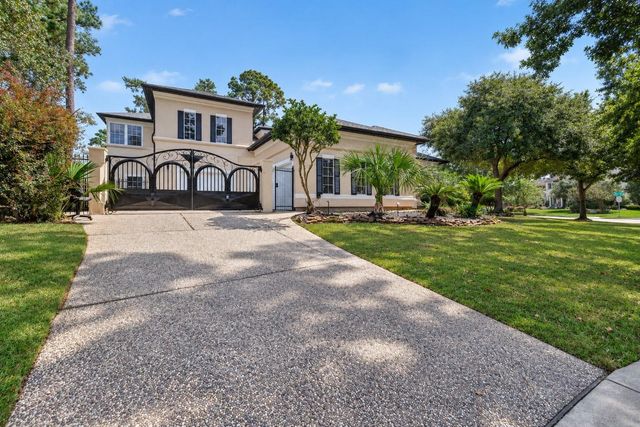 46 Kingwood Greens Drive, Houston, TX 77339
